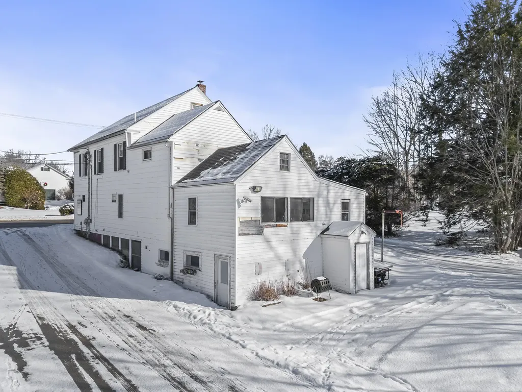 506 Main Street Wayne ME 04284