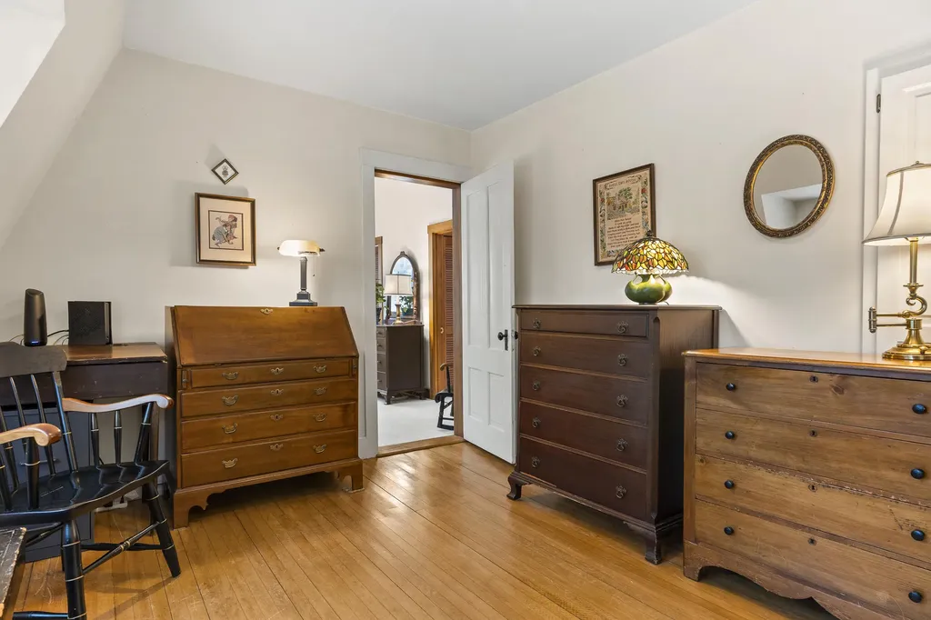 58 Hendricks Hill Road Southport ME 04576