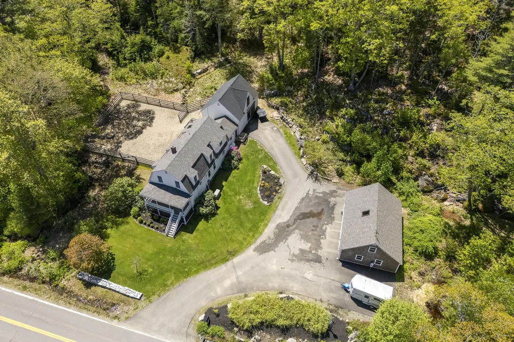58 Hendricks Hill Road Southport ME 04576