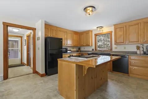 58 Hendricks Hill Road Southport ME 04576