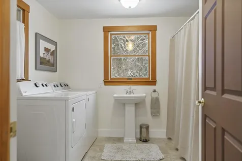 58 Hendricks Hill Road Southport ME 04576