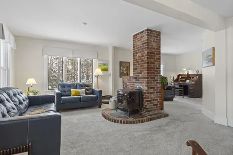 58 Hendricks Hill Road Southport ME 04576