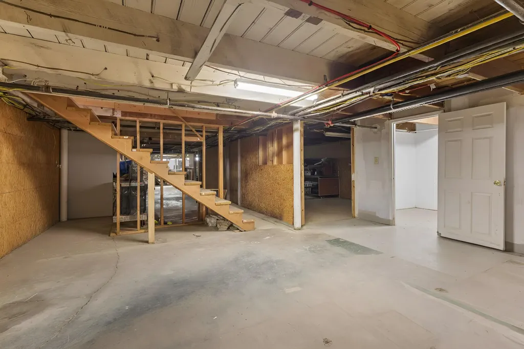 671 Forest Avenue Portland ME 04103