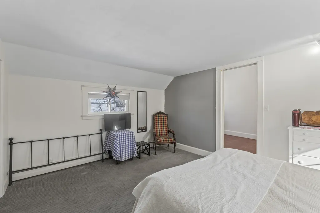 506 Main Street Wayne ME 04284