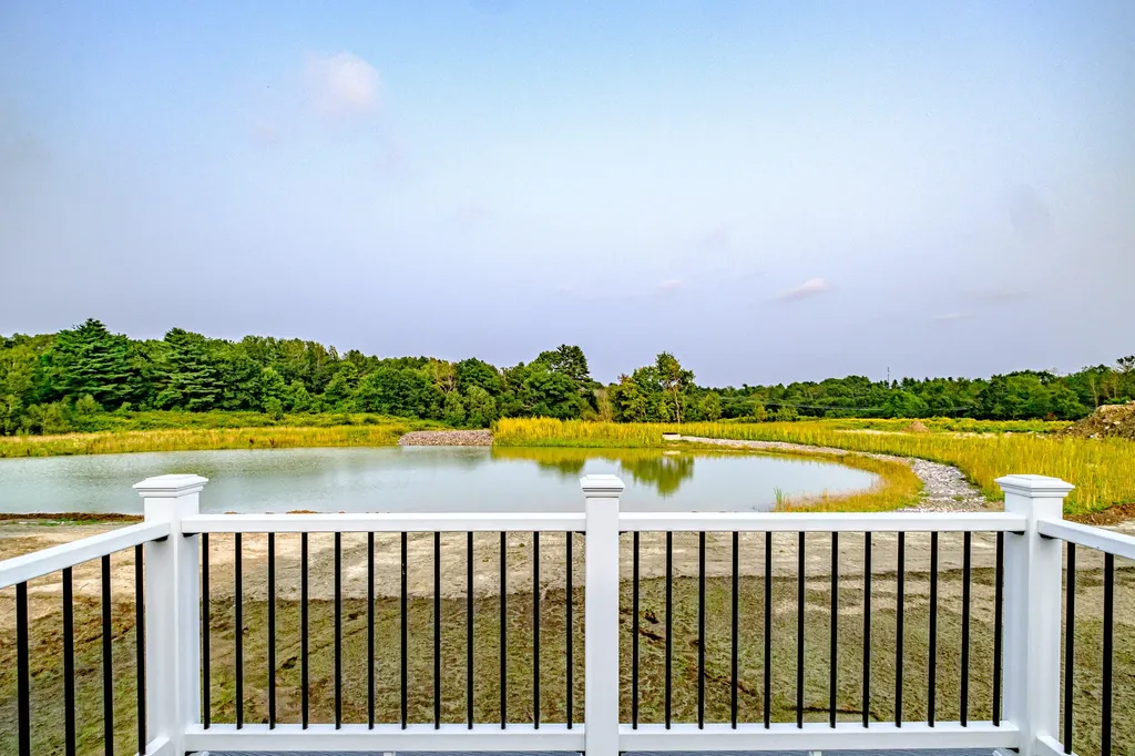 157 Winterberry Drive Westbrook ME 04092