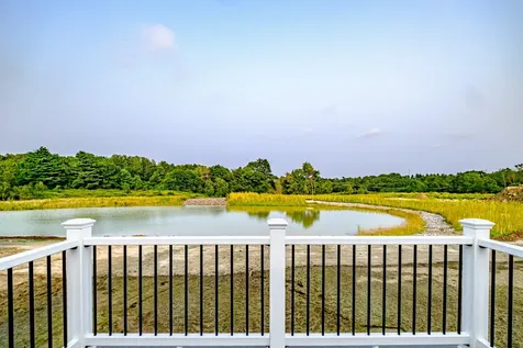 157 Winterberry Drive Westbrook ME 04092