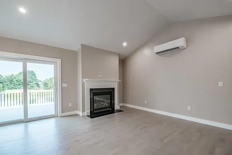 157 Winterberry Drive Westbrook ME 04092