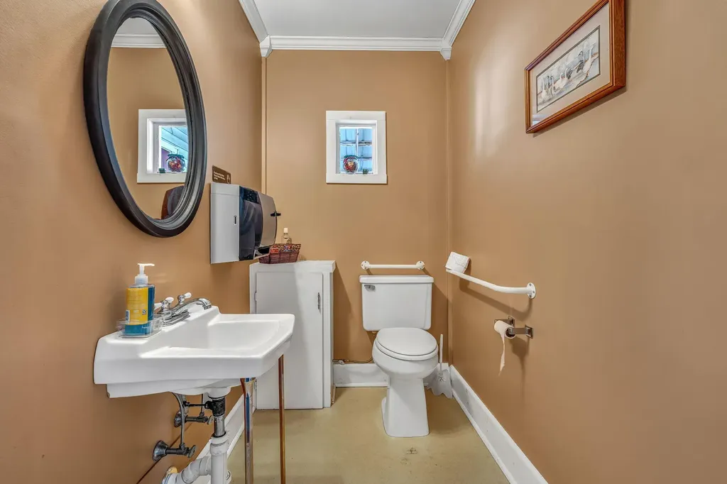 182 Madison Avenue Skowhegan ME 04976