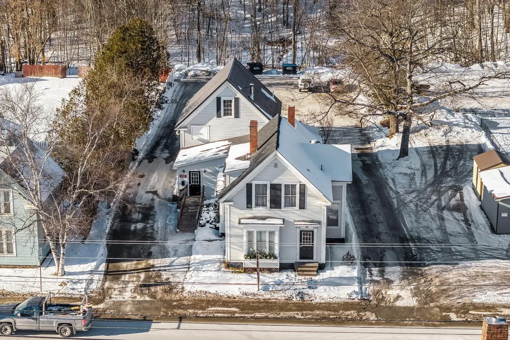 182 Madison Avenue Skowhegan ME 04976