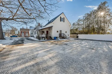182 Madison Avenue Skowhegan ME 04976