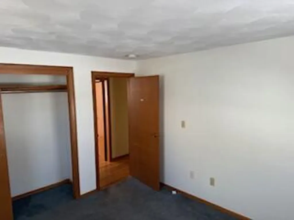 18 Primrose Lane Portland ME 04103