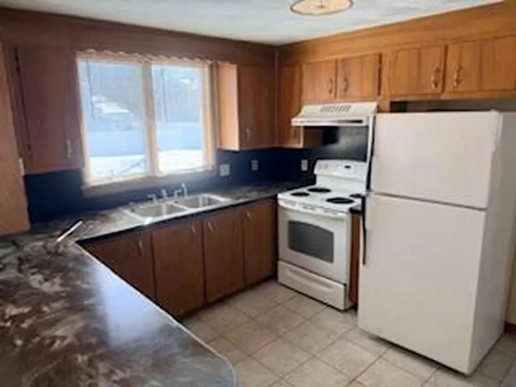 18 Primrose Lane Portland ME 04103