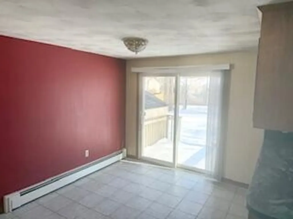 18 Primrose Lane Portland ME 04103