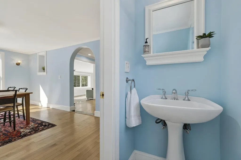 768 Lawrence Road Pownal ME 04069