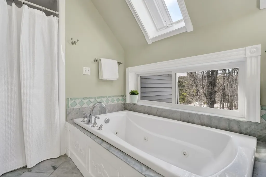 768 Lawrence Road Pownal ME 04069