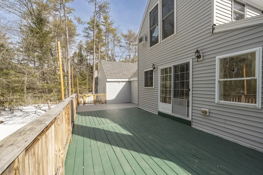 768 Lawrence Road Pownal ME 04069
