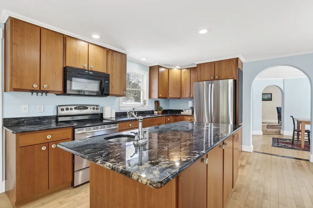 768 Lawrence Road Pownal ME 04069