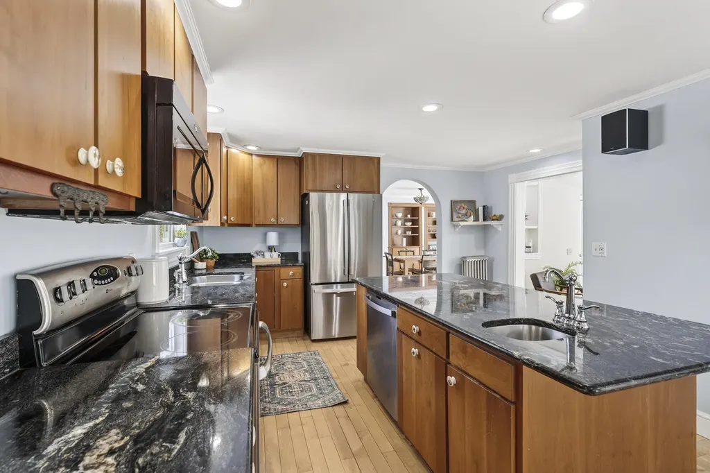 768 Lawrence Road Pownal ME 04069