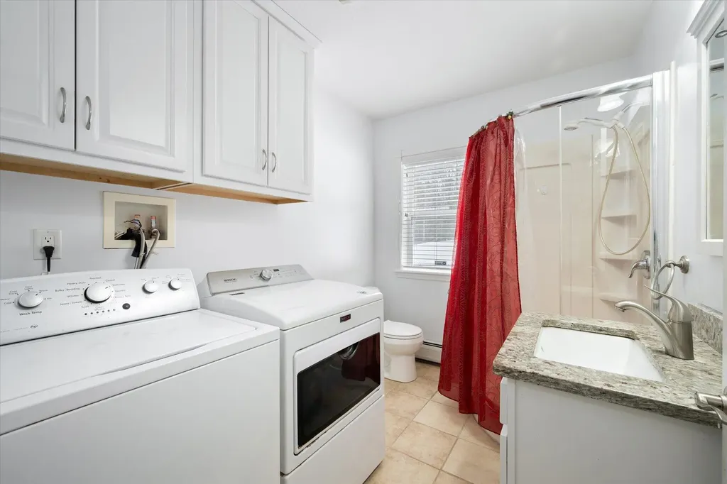21 Rosebud Lane Brewer ME 04412