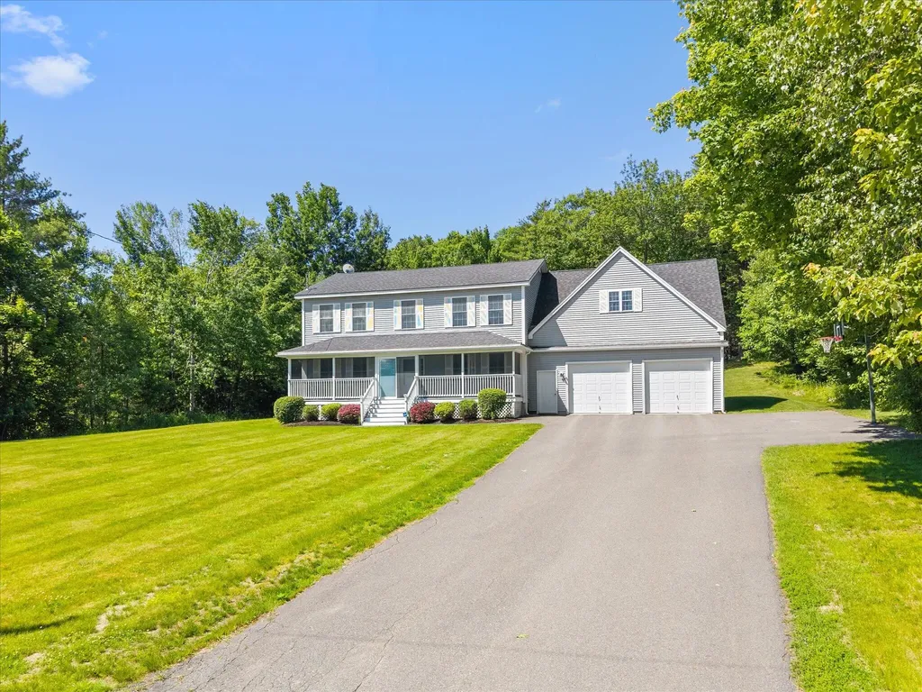 21 Rosebud Lane Brewer ME 04412