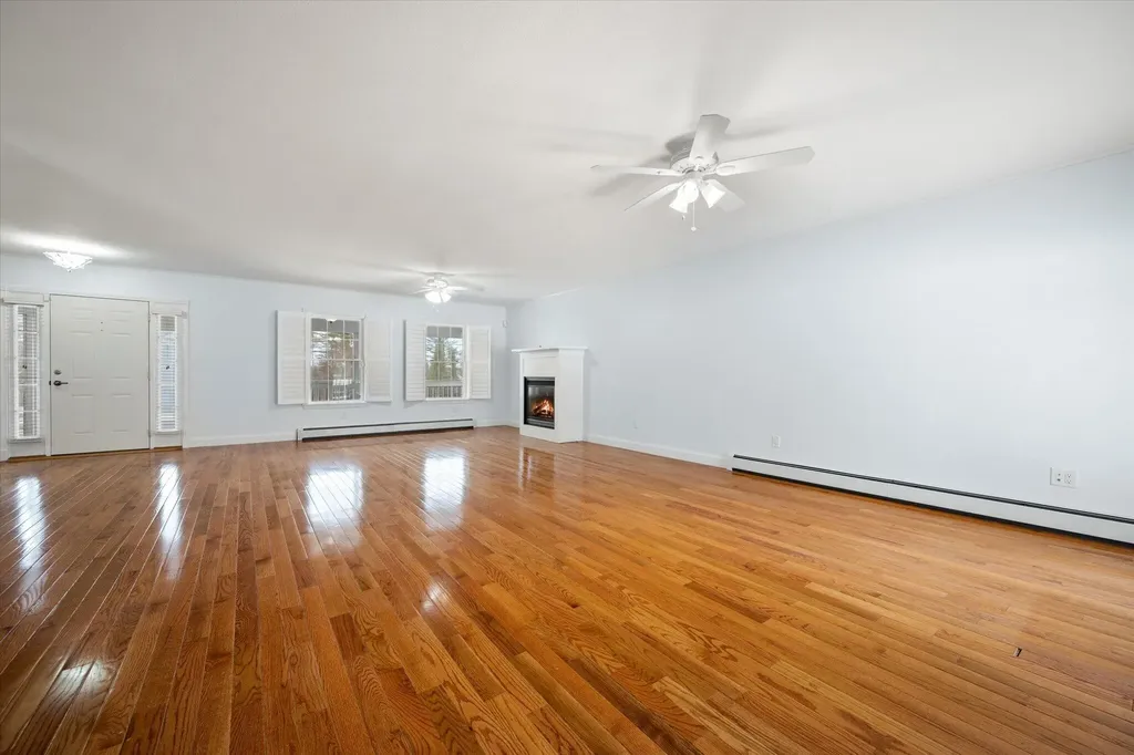 21 Rosebud Lane Brewer ME 04412