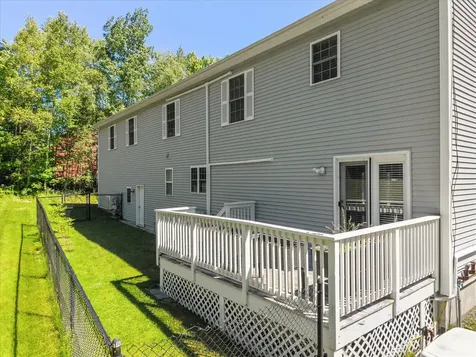 21 Rosebud Lane Brewer ME 04412
