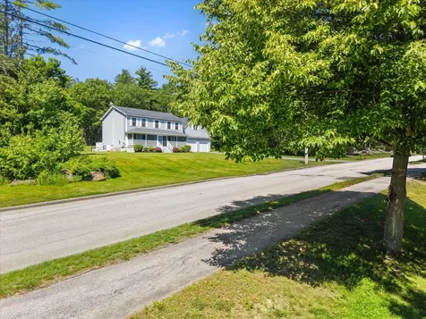 21 Rosebud Lane Brewer ME 04412