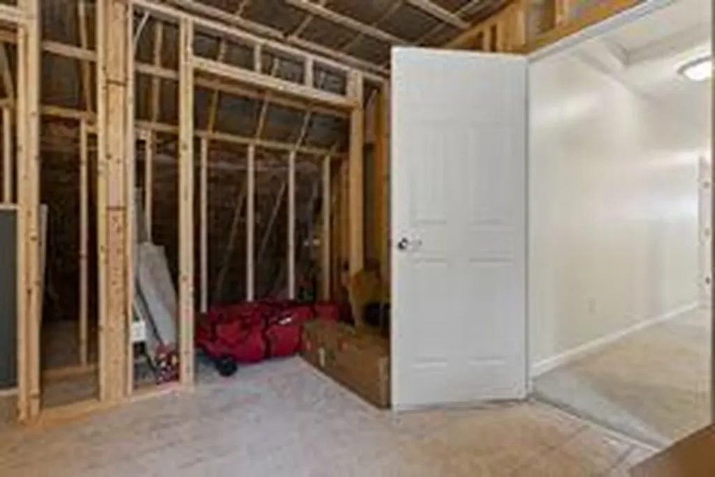 12 Granite Drive Sanford ME 04073