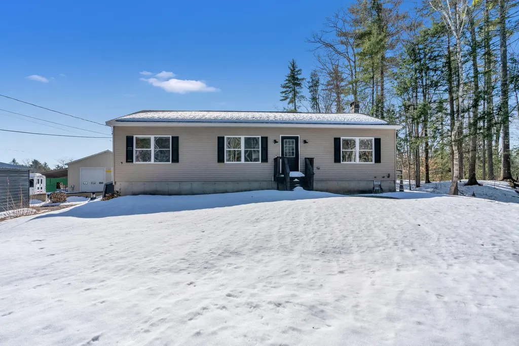 133 Oak Hill Road Lebanon ME 04027