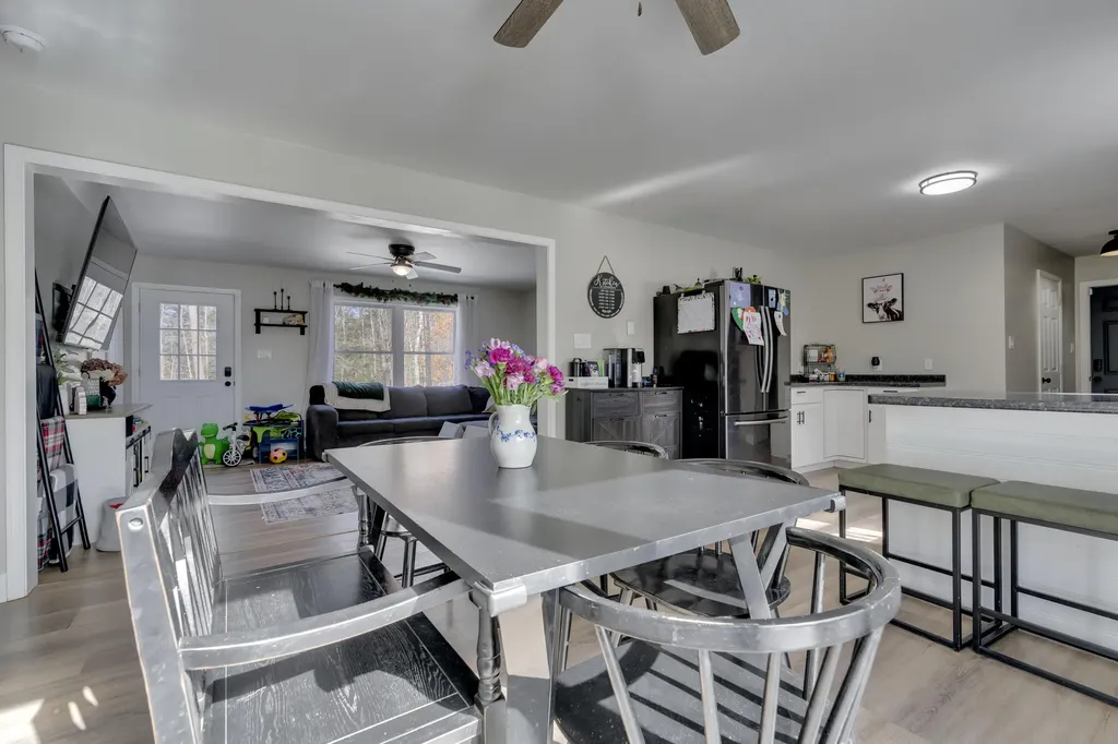 133 Oak Hill Road Lebanon ME 04027