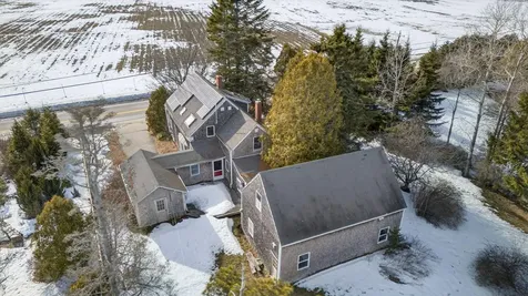 52 Two Lights Road Cape Elizabeth ME 04107