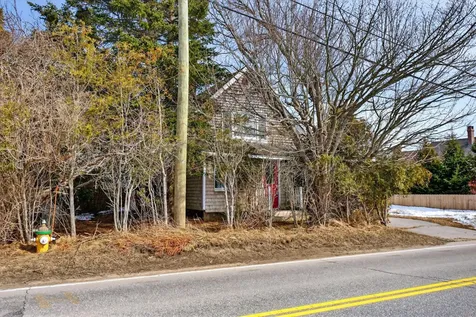 52 Two Lights Road Cape Elizabeth ME 04107