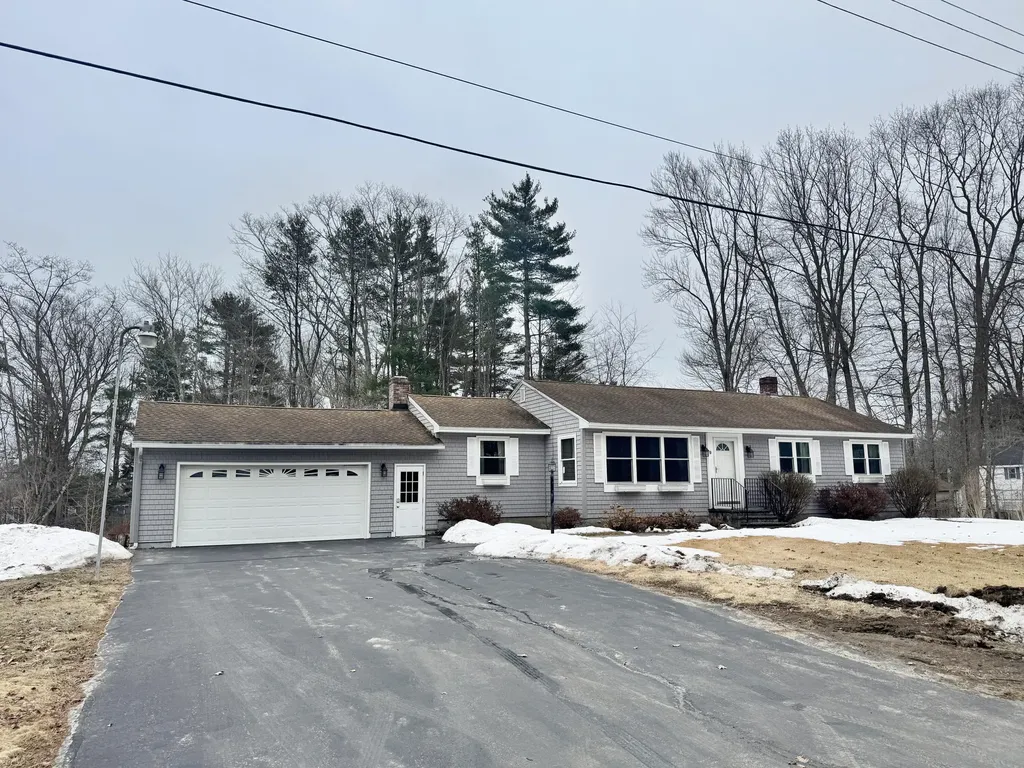 9 Greenacre Road Old Orchard Beach ME 04064
