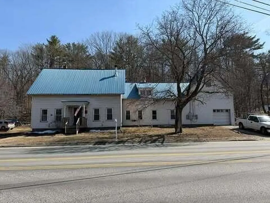2509 Auburn Road Turner ME 04282