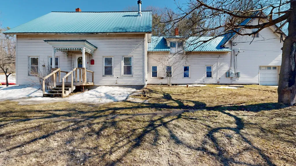 2509 Auburn Road Turner ME 04282