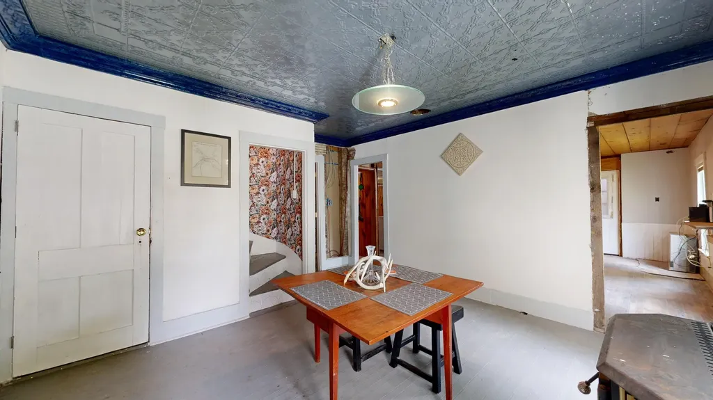 2509 Auburn Road Turner ME 04282