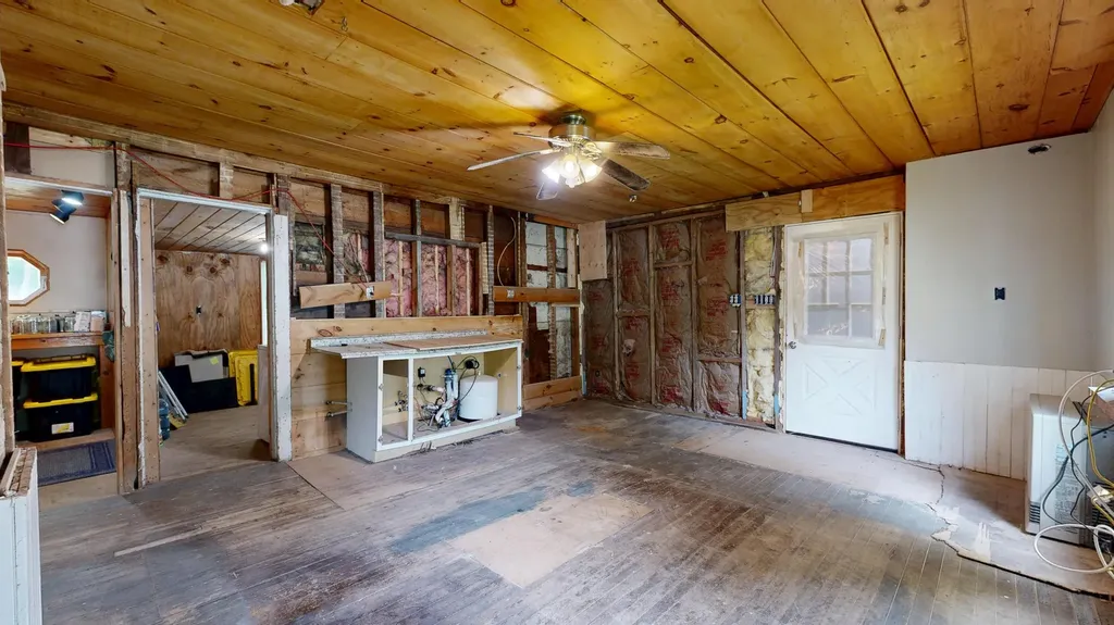 2509 Auburn Road Turner ME 04282
