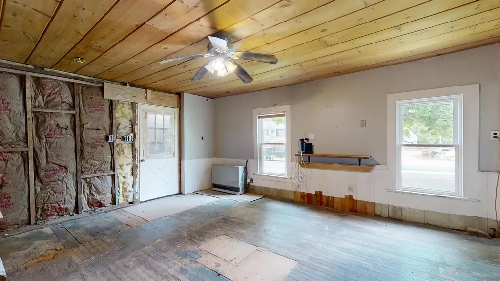 2509 Auburn Road Turner ME 04282