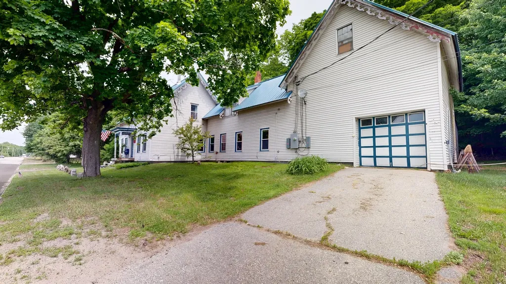 2509 Auburn Road Turner ME 04282