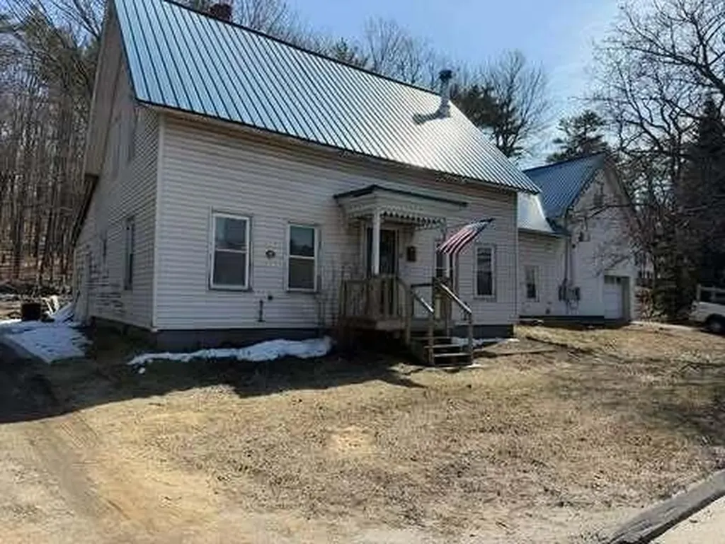2509 Auburn Road Turner ME 04282