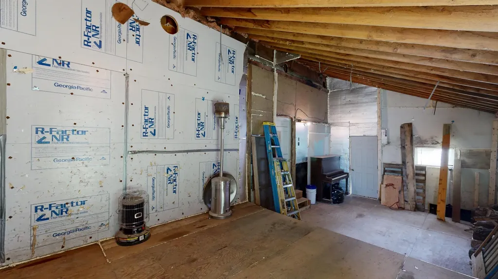 2509 Auburn Road Turner ME 04282