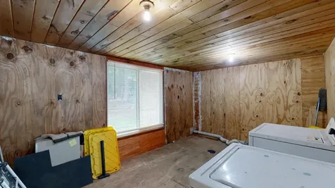 2509 Auburn Road Turner ME 04282