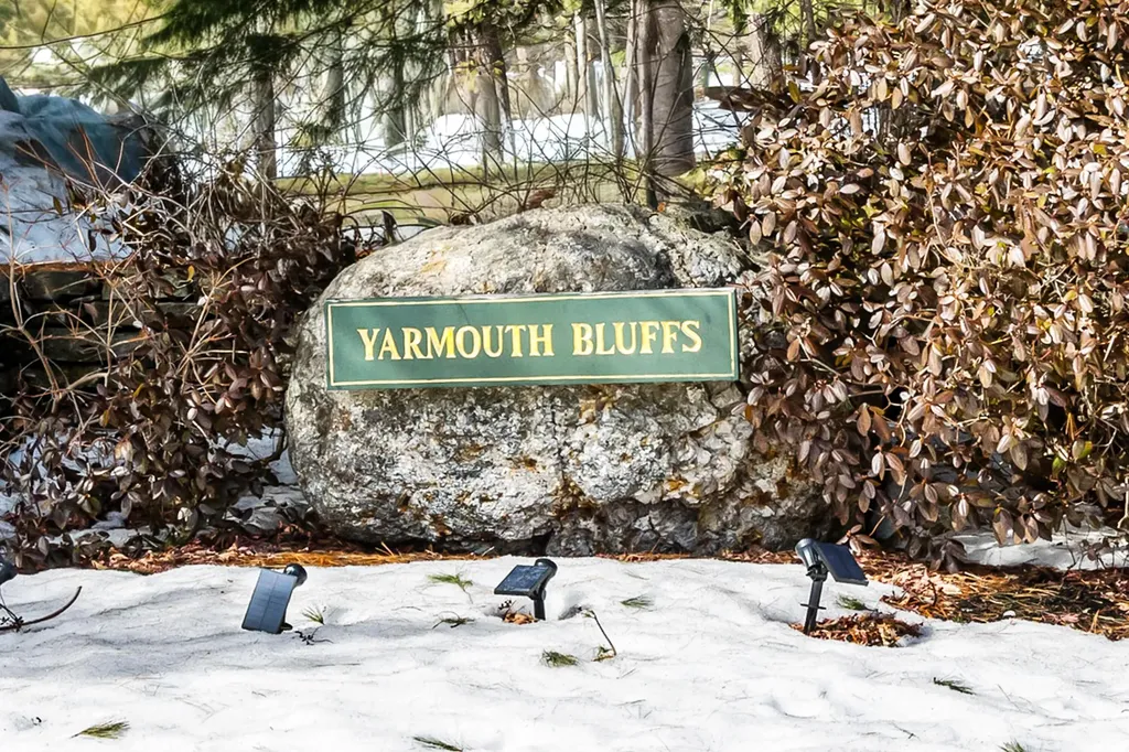 177 Bluff Road Yarmouth ME 04096