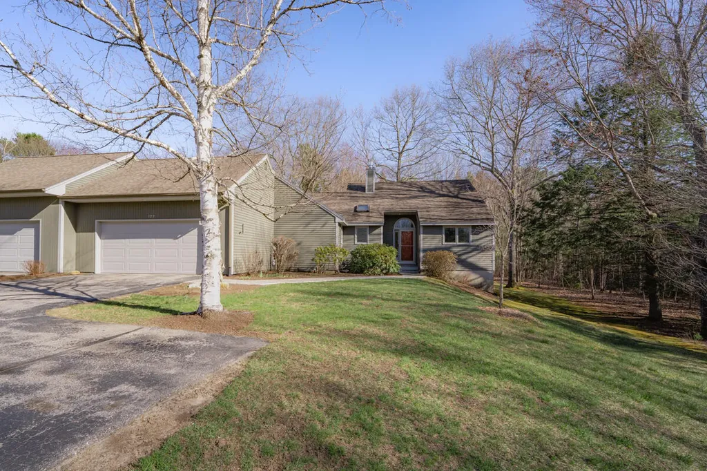 177 Bluff Road Yarmouth ME 04096