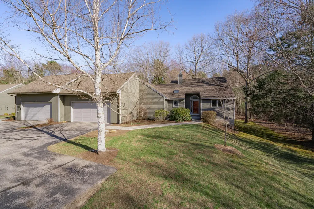 177 Bluff Road Yarmouth ME 04096