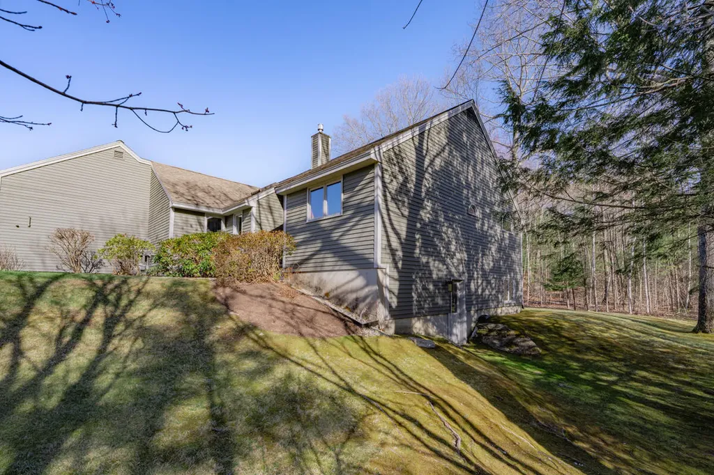 177 Bluff Road Yarmouth ME 04096