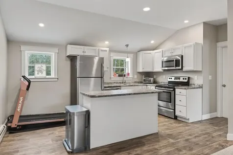 42 Hillside Road Brunswick ME 04011