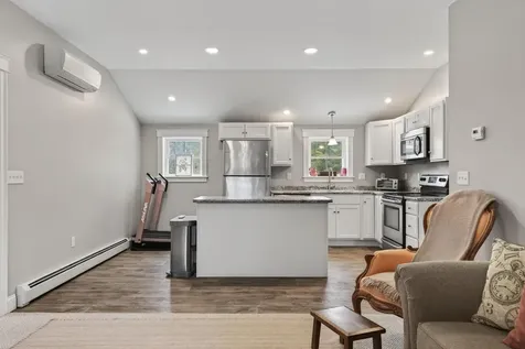 42 Hillside Road Brunswick ME 04011