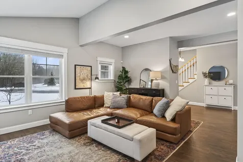 42 Hillside Road Brunswick ME 04011