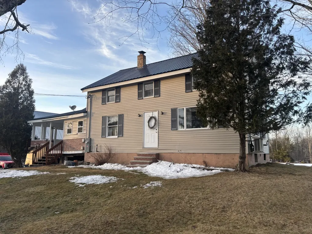 191 Wyman Road Palmyra ME 04965